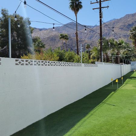 Bellevue Oasis - Adults Only Hotel Palm Springs Bagian luar foto